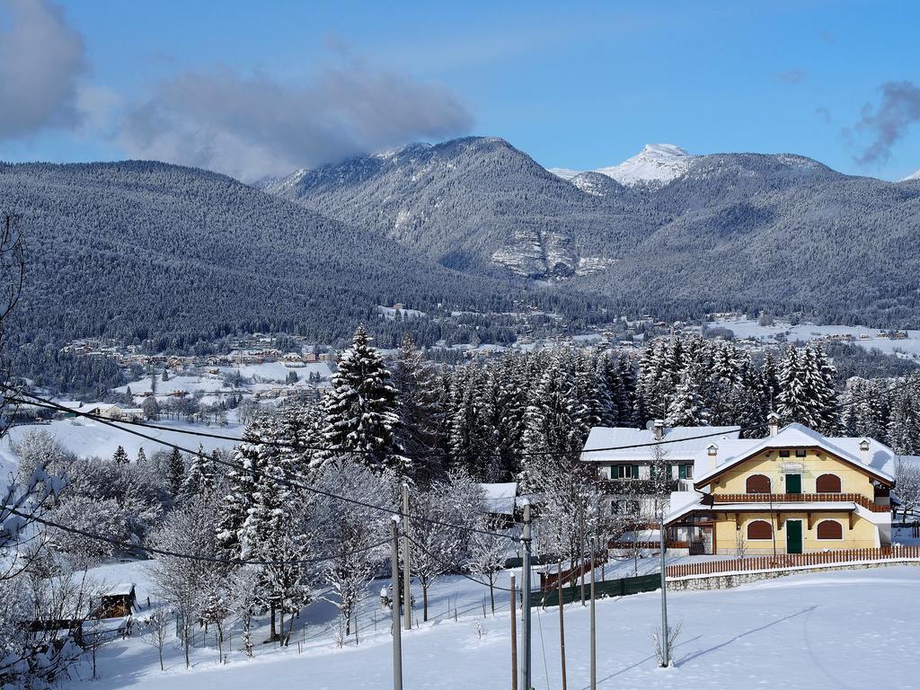 Hotel Belvedere Роана Екстериор снимка